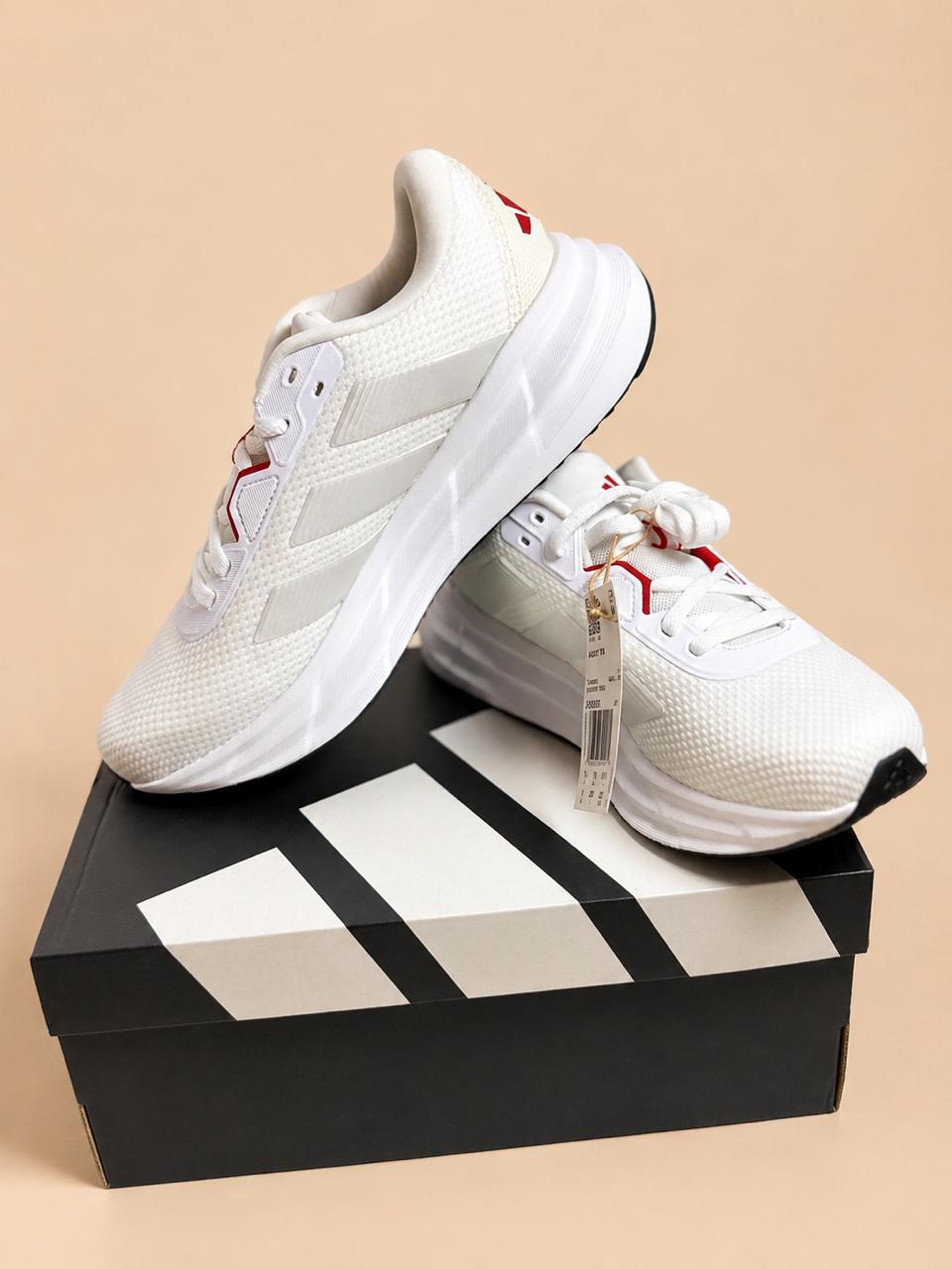 Adidas Galaxy 7 Running Shoes, vista 1 de 5